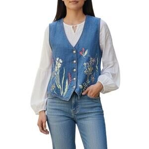 • SOLD • Vintage Blue Denim Floral Vest Women Sz Large 80s Craftcore Art Teacher
